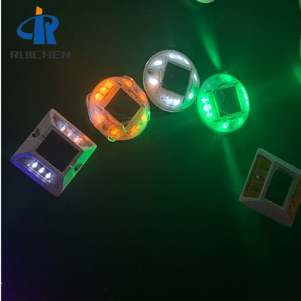 Flashing Road Stud Light In China With Stem